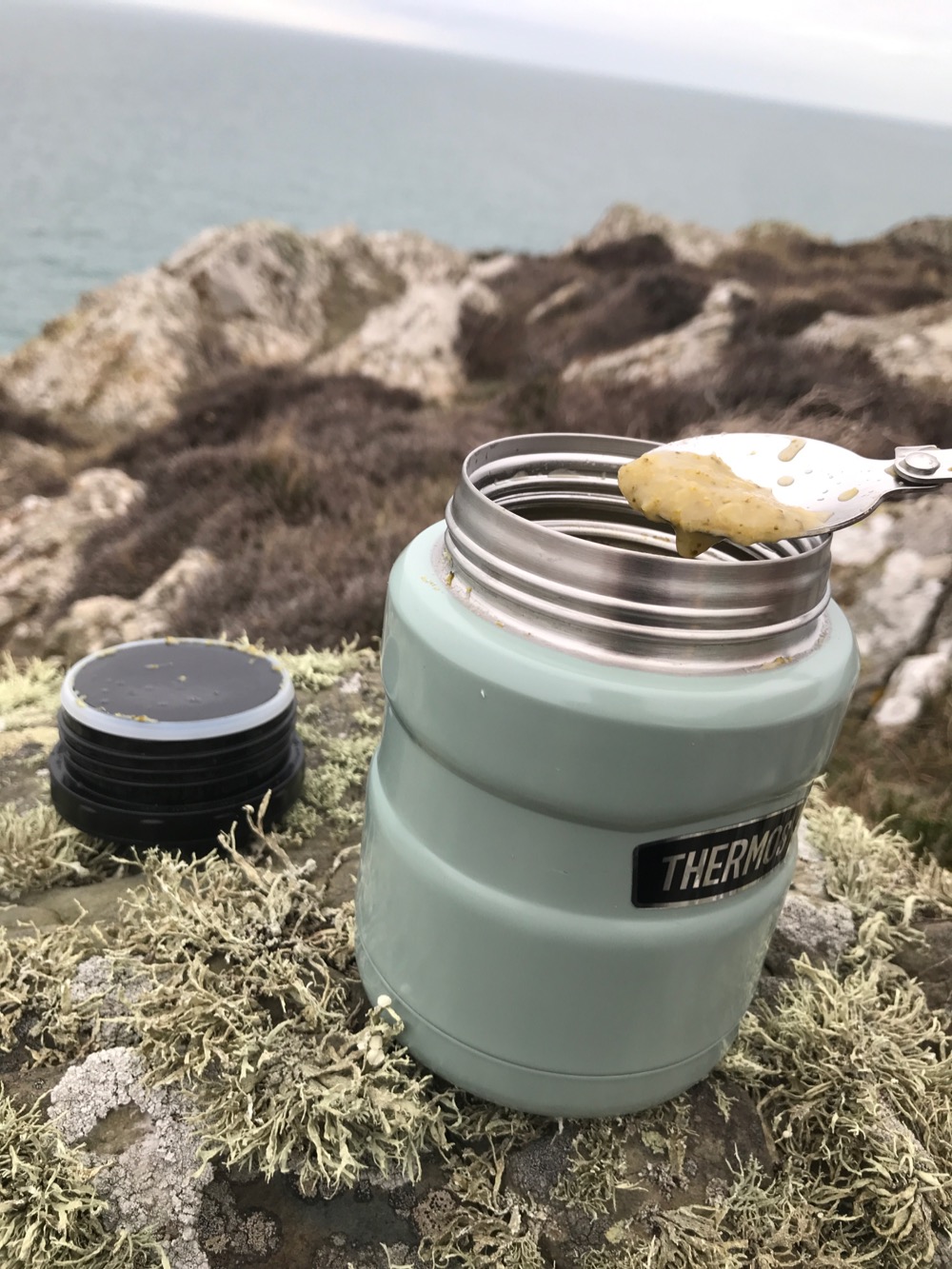 Thermos King Food Flask: A Brilliant Flask for Hiking - Eat Sleep Wild